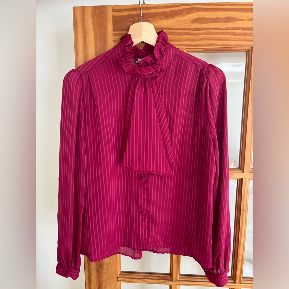 Vintage At Once Scarf collared blouse  Bow Detail size small - Picture 11 of 12